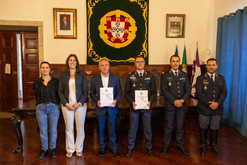 Município de Gouveia e GNR reforçam parceria na área da teleassistência