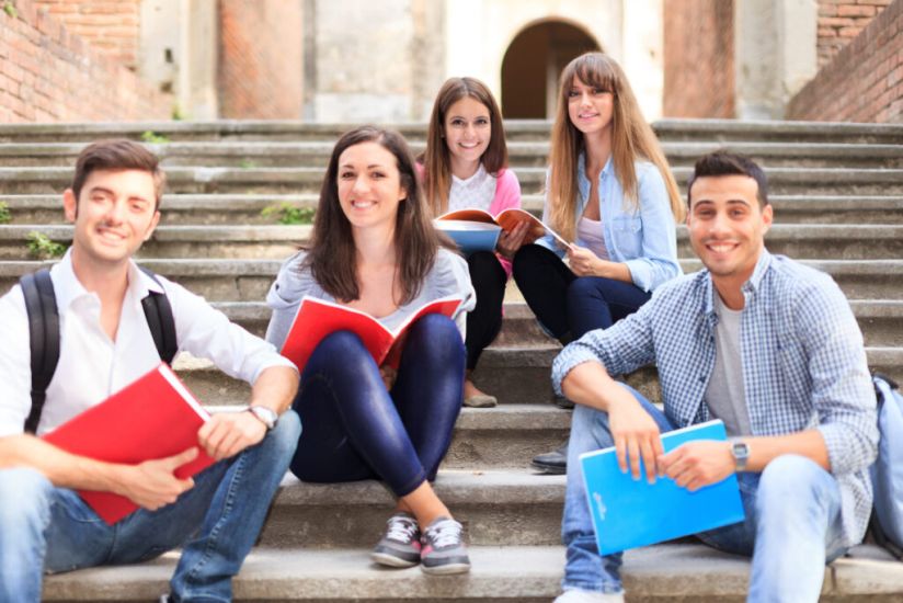 Abertura de candidaturas de apoio à participação dos alunos do concelho nas Universidades de Verão
