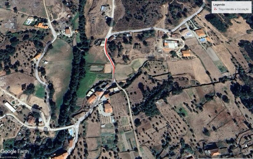 Aviso | Interdição de Via – Perigo de derrocada