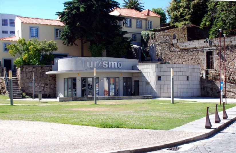 Posto de Turismo encerra temporariamente e muda para o Jardim da Ribeira
