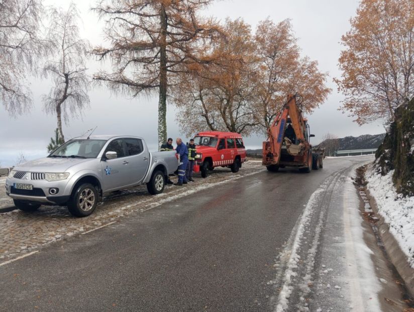 Trânsito entre Folgosinho e o Covão da Ponte reaberto